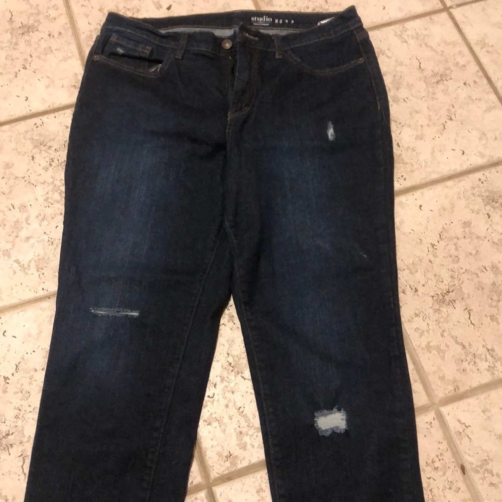 Jeans - Picture 2 of 4